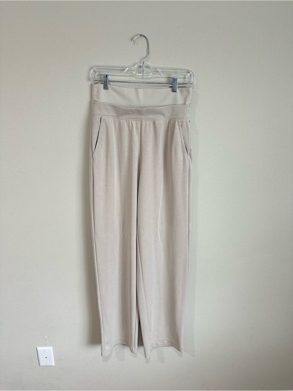 Athleta Small Tall Seasoft High Rise Wide Leg Pant